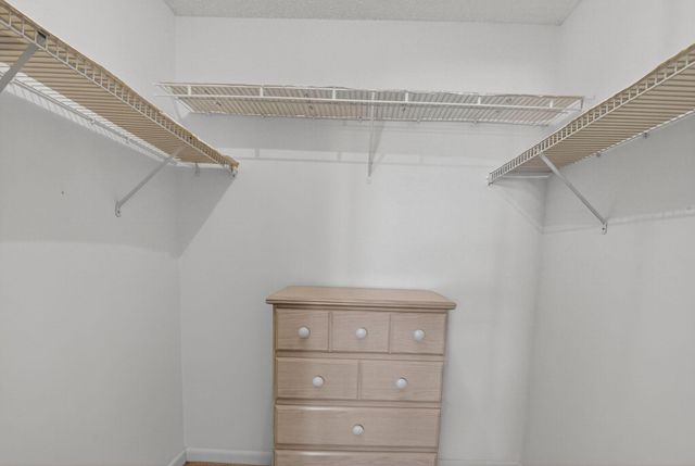 100 Leisure Lake Circle 102, Boynton Beach, FL 33426