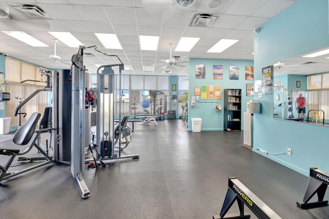 100 Leisure Lake Circle 102, Boynton Beach, FL 33426