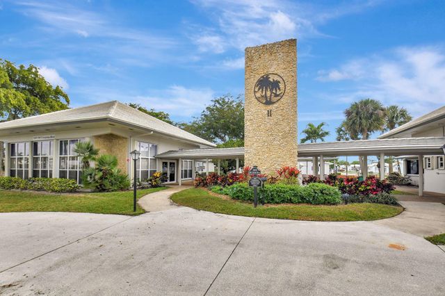 100 Leisure Lake Circle 102, Boynton Beach, FL 33426