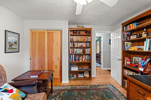 2820 David Lane, Medford, OR 97504