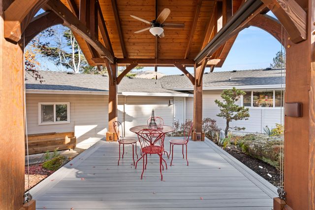 2820 David Lane, Medford, OR 97504