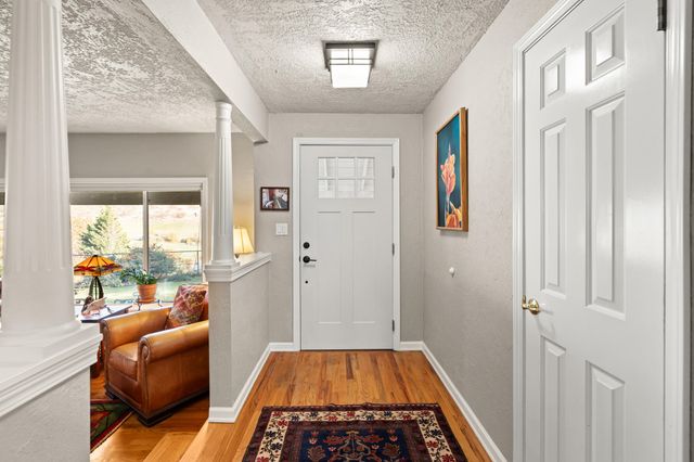 2820 David Lane, Medford, OR 97504