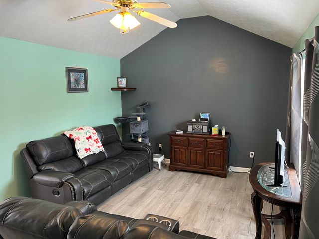 115 Watercrest Circle, Winchester, KY 40391