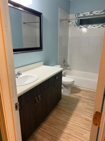 7813 Canal Street, Houston, TX 77012