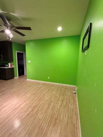 7813 Canal Street, Houston, TX 77012