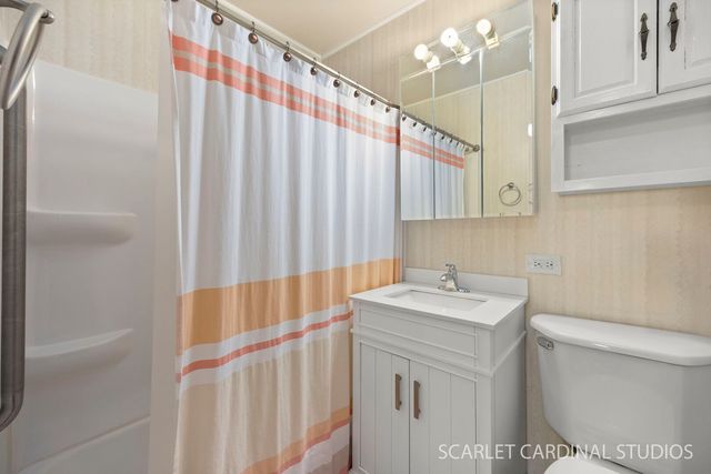 156 E Fullerton Avenue, Glendale Heights, IL 60139