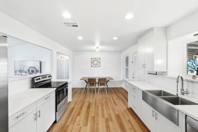 12208 Mustang DR, Buda, TX 78610