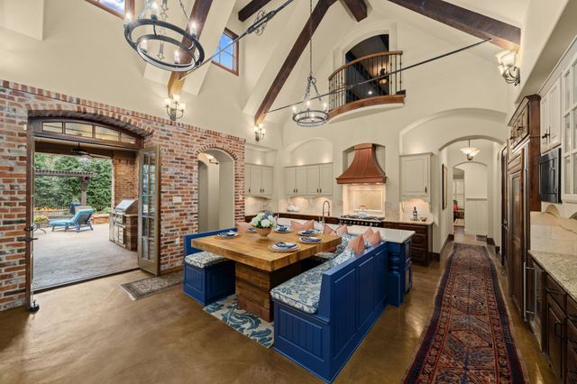 2105 Denver Drive, Southlake, TX 76092