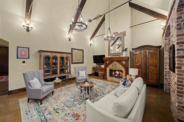 2105 Denver Drive, Southlake, TX 76092