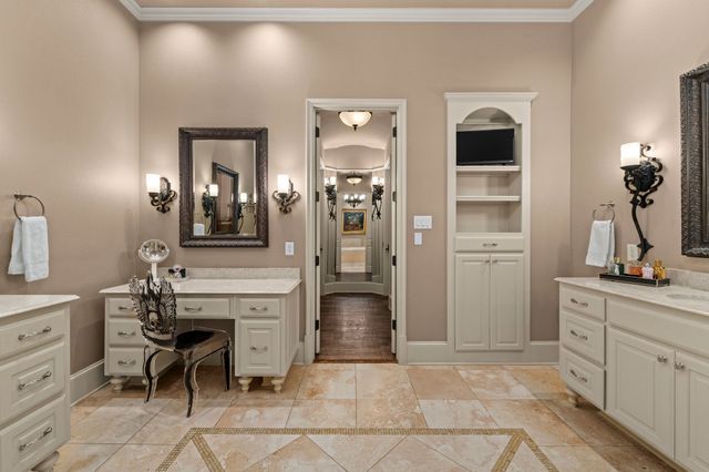 2105 Denver Drive, Southlake, TX 76092