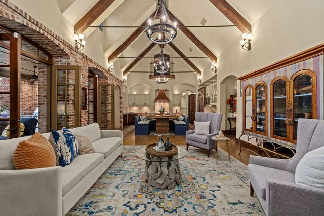 2105 Denver Drive, Southlake, TX 76092