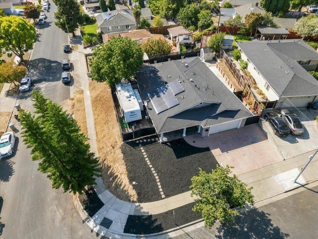 3562 Oakleaf, San Jose, CA 95127