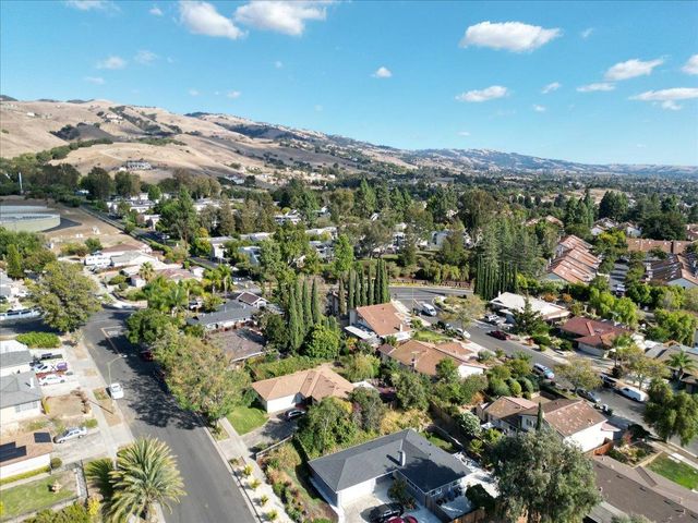 3562 Oakleaf, San Jose, CA 95127