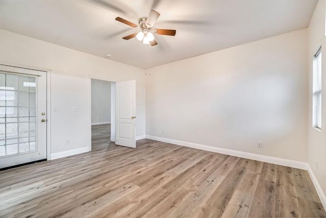 2095 Independence Place, Hanford, CA 93230