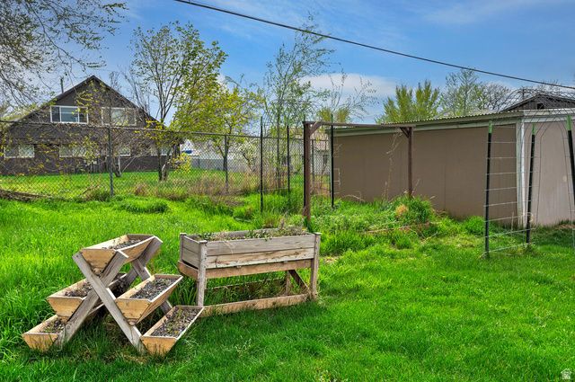 332 N MAIN ST, North Salt Lake, UT 84054