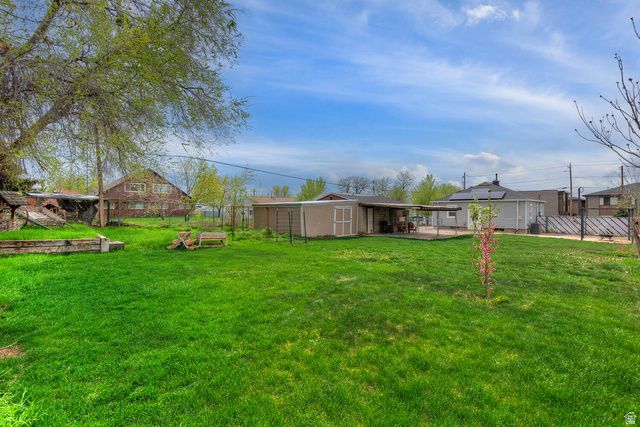 332 N MAIN ST, North Salt Lake, UT 84054