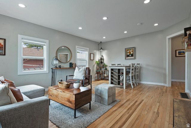 332 N MAIN ST, North Salt Lake, UT 84054