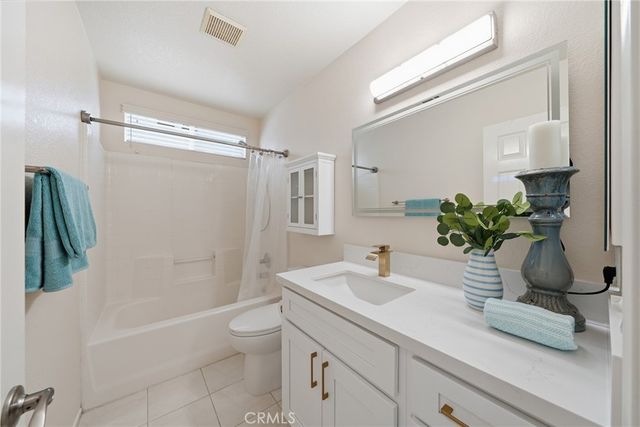 6 Bowie, Irvine, CA 92602