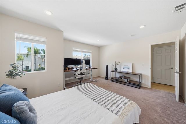 6 Bowie, Irvine, CA 92602