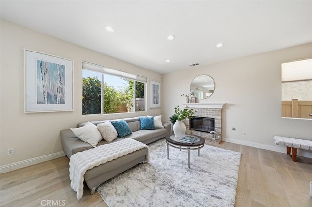 6 Bowie, Irvine, CA 92602