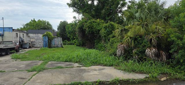 4037 N Galvez, New Orleans, LA 70117