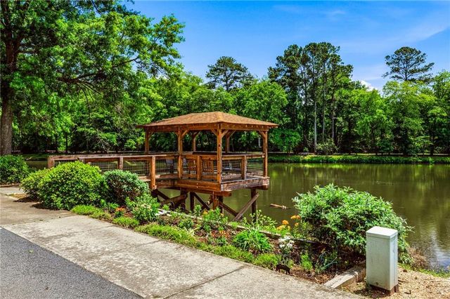 1800 Clairmont Lake A116, Decatur, GA 30033