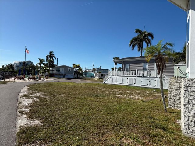 2601 GULF DRIVE N S33, Bradenton Beach, FL 34217