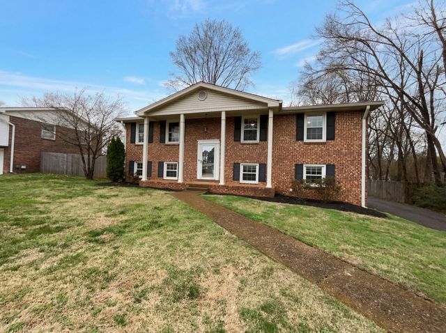 205 Westfield Dr, Franklin, TN 37064