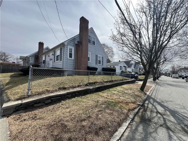 36 Walton Street, Providence, RI 02908