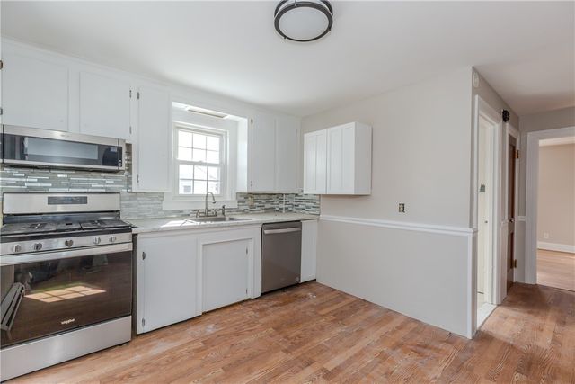 36 Walton Street, Providence, RI 02908