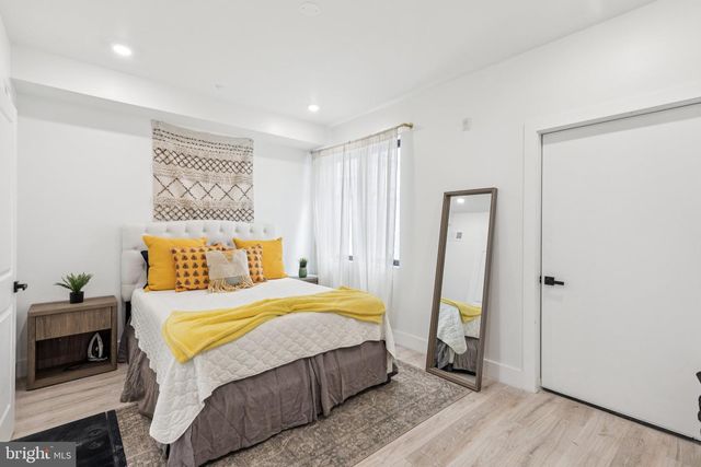 1602 RIDGE AVE, Philadelphia, PA 19130