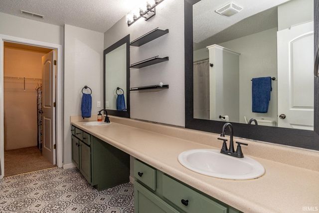 1624 W Hennessey Street, Bloomington, IN 47403