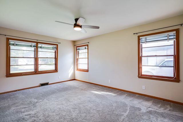 2045 N Payne Ave, Wichita, KS 67203