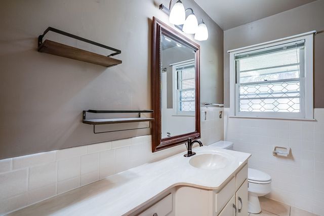 2045 N Payne Ave, Wichita, KS 67203