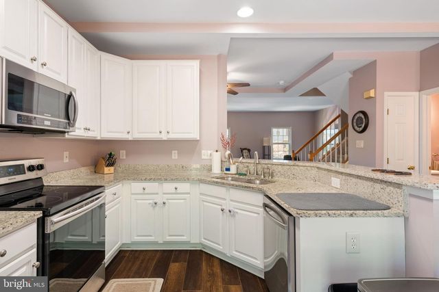 6815 GENERAL LAFAYETTE WAY, Gainesville, VA 20155