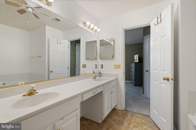 6815 GENERAL LAFAYETTE WAY, Gainesville, VA 20155