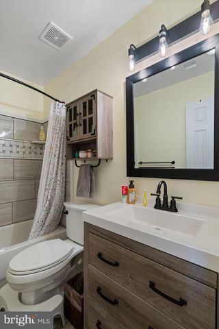 6815 GENERAL LAFAYETTE WAY, Gainesville, VA 20155
