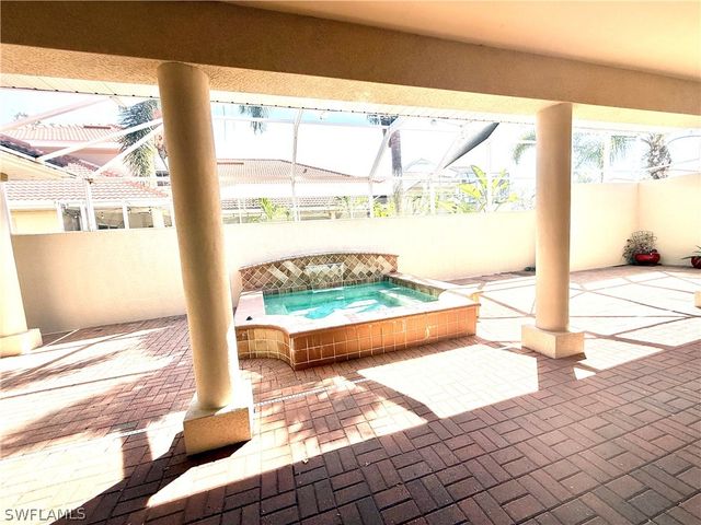 5642 Kensington LOOP, Fort Myers, FL 33912