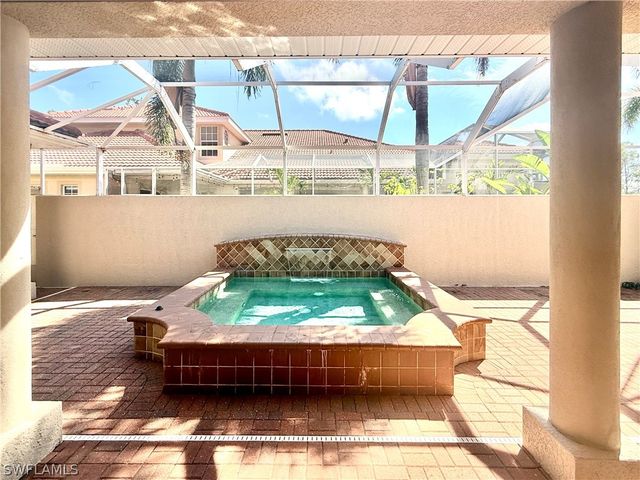 5642 Kensington LOOP, Fort Myers, FL 33912