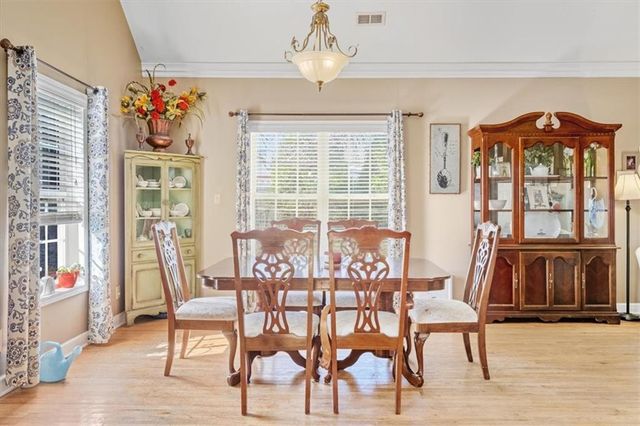 37 Heather Circle, Cave Spring, GA 30124