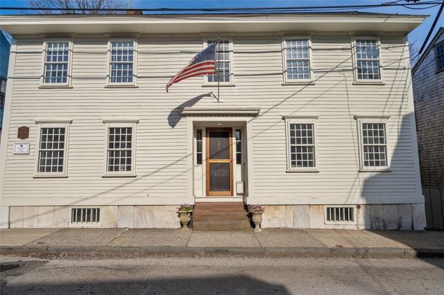 30 Thames Street, Newport, RI 02840