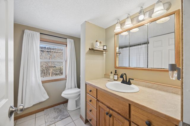 8780 Moorhouse Avenue, Clear Lake, MN 55319