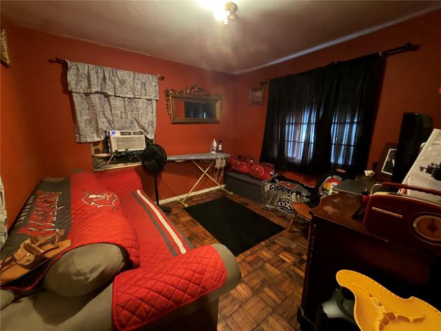 2906 N 21ST STREET, Tampa, FL 33605