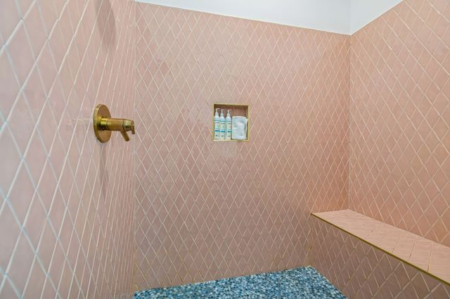 815 Main St Apt 402, Nashville, TN 37206