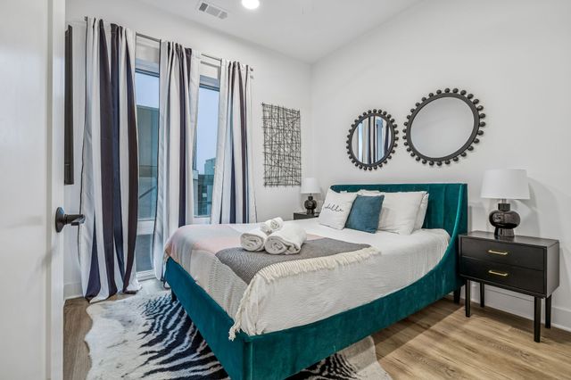 815 Main St Apt 402, Nashville, TN 37206