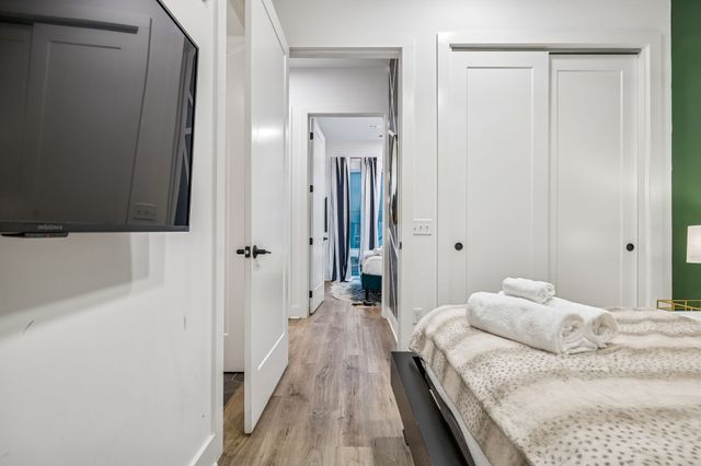 815 Main St Apt 402, Nashville, TN 37206