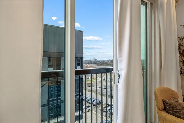 815 Main St Apt 402, Nashville, TN 37206