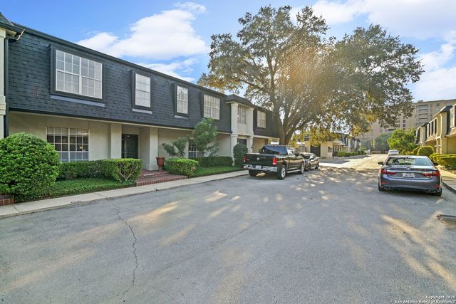7834 Broadway Apt 406, San Antonio, TX 78209
