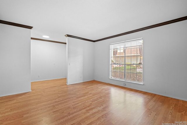 7834 Broadway Apt 406, San Antonio, TX 78209