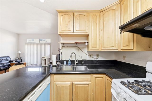 32 Brownfield Lane, Pomona, CA 91766